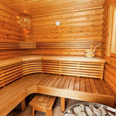 With Pool Sauna And Bubble Bath *