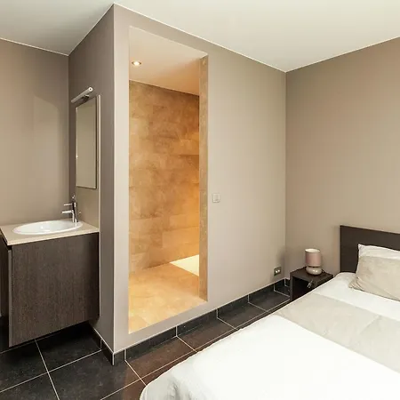 Villa With Pool Sauna And Bubble Bath